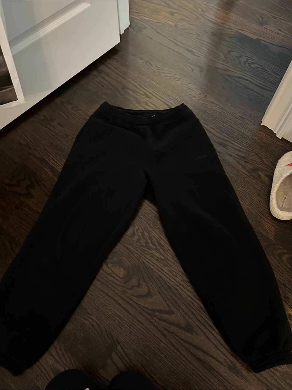 Aritzia Black Sweatpants